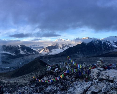 Everest Gokyo Chola Pass Trek